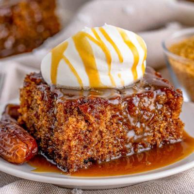 Sticky Toffee Pudding OR Biscoff Sundae Platter OR Fudgy Chocolate Brownies
